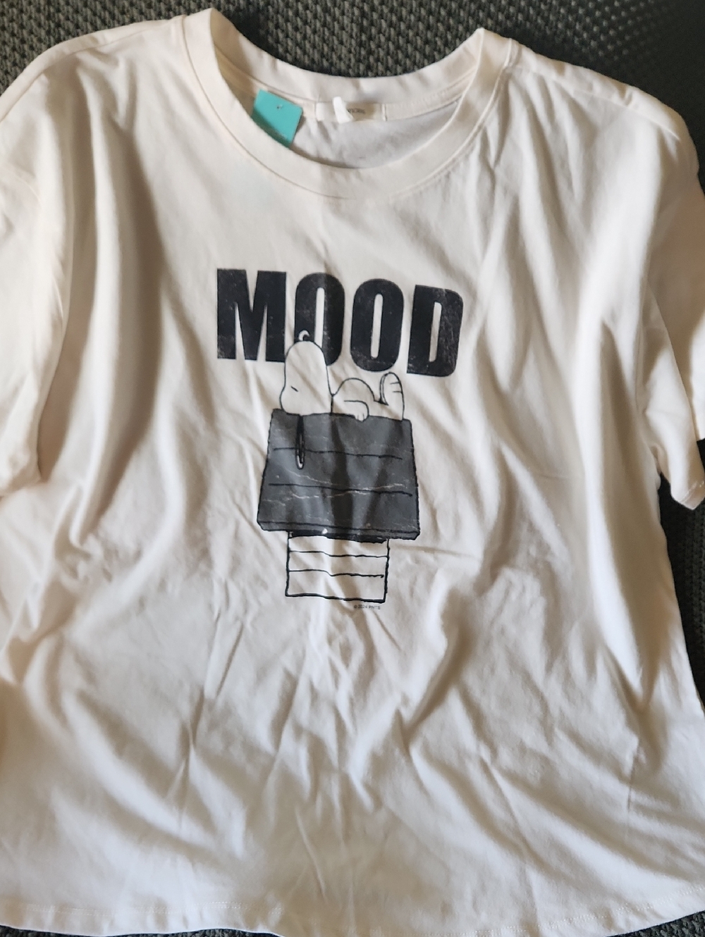 Maurices White Short Sleeve Tee with Black Graphic "MOOD"